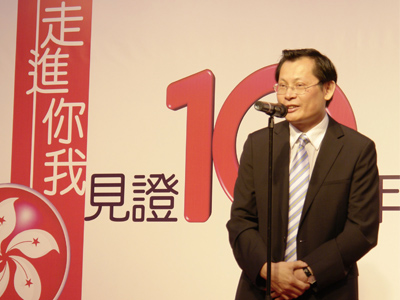 Mr. Zhang Weijian, the CEO of the Southern Media Corporation made his speech at the ceremony.