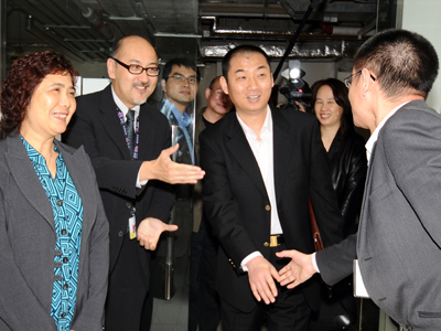 Mr. Kit Szeto introduces his staff to Deputy Director General Ms. Chen Yi-zhu and Director of Publicity Supervision Office Zhao Ping.