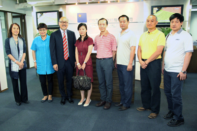 From left to right: Ms. Lynna Qi, Controller of the Public Affairs Department of Dim Sum TV; Ms. Wang Yan, Vice Secretary-General of the CPC; Mr. Kit Szeto, Director and CEO of Dim Sum TV; Ms. Shao Jin, Secretary-General of the CPC and Deputy Director of Guangdong’s Centre for the Promotion of Cooperation between Guangdong, Hong Kong & Macau; Mr. Lin Rui Jun, Executive Vice President & Head of Dim Sum TV Channel; Mr. Wang Yang, Executive Vice Secretary-General of the CPC; Mr. Lu Xiao Dan, Head of the Current Affairs Program of the Production Coordination Department of Dim Sum TV; Mr. Chung from the CPC Secretariat.