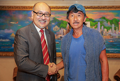 司徒先生與林子祥先生合影留念。