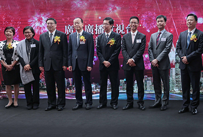 All officiating guests gathered to celebrate the establishment of Guangdong Radio and Television’s Hong Kong Office