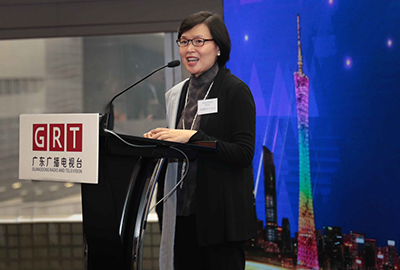 Mrs Florence Hui Hiu Fai, Deputy Director General of Home Affairs Bureau, extending her well wishes to GRT Hong Kong Office