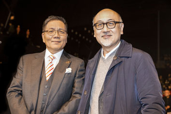 香港特區政府廣播處長梁家榮先生、香港點心衛視董事兼行政總裁司徒傑先生合影留念